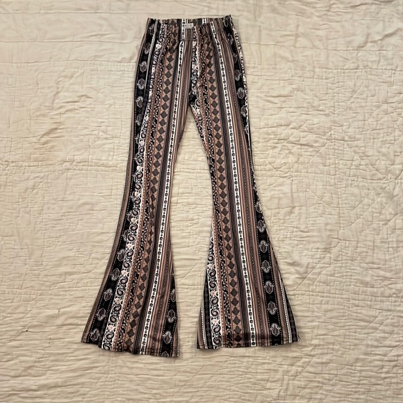 Daisy Del Sol High-Waisted Bell Bottom Palazzo Pants - Picture 1 of 6